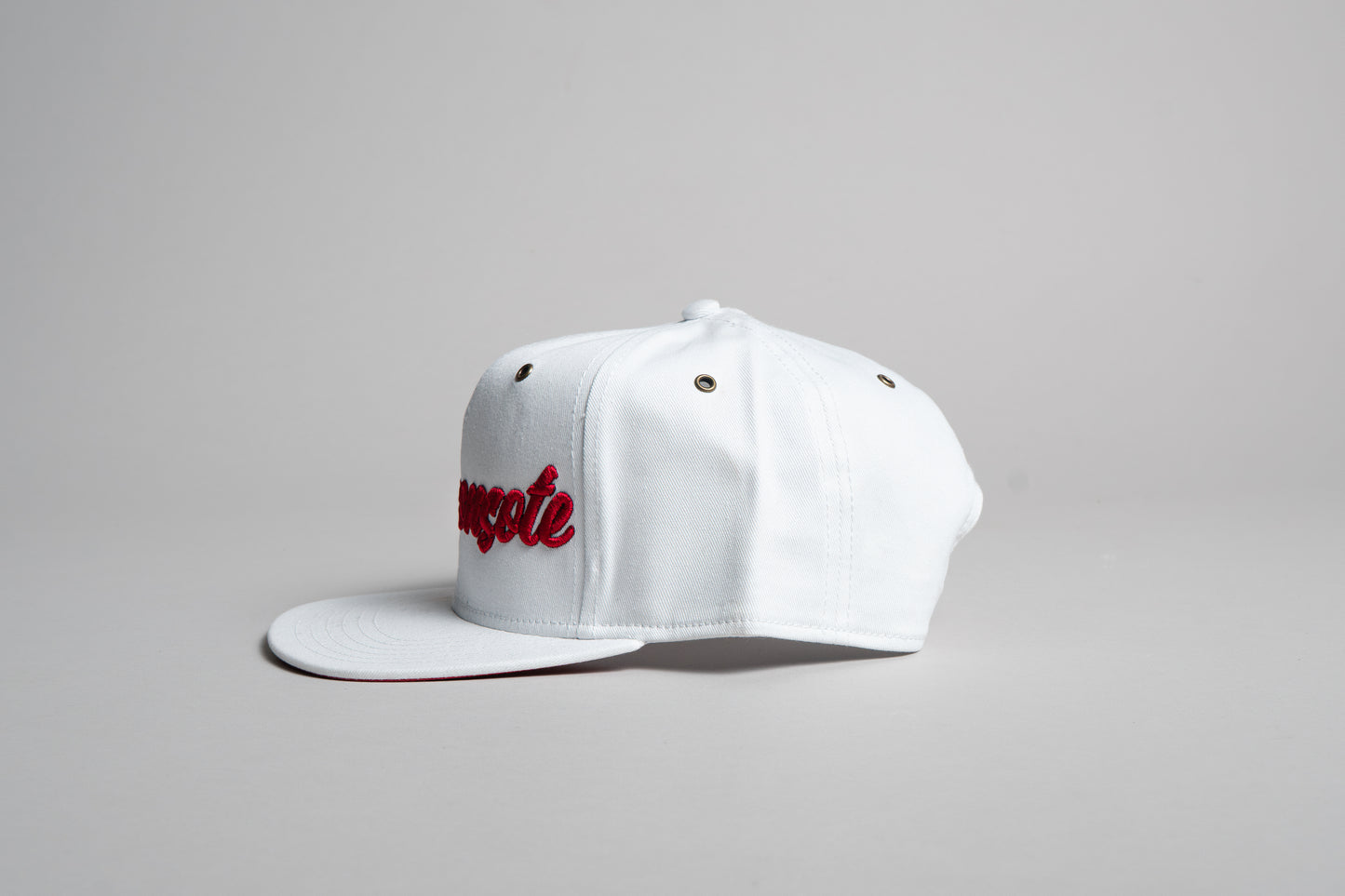 Gorra Chingonsote Cursiva (Blanco/Rojo)
