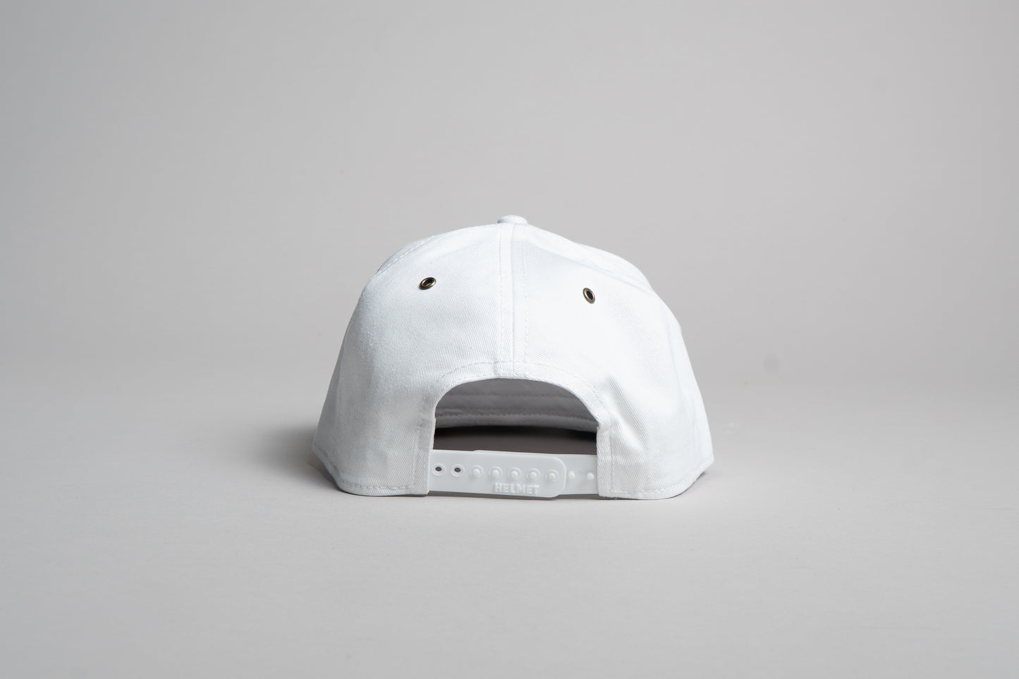 Gorra Chingonsote Cursiva (Blanco/Rojo)