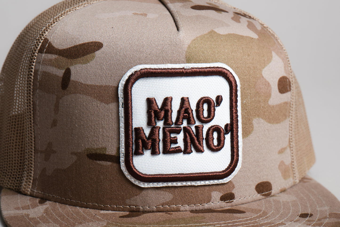 Gorra Mao’ Meno’ Desert Camo