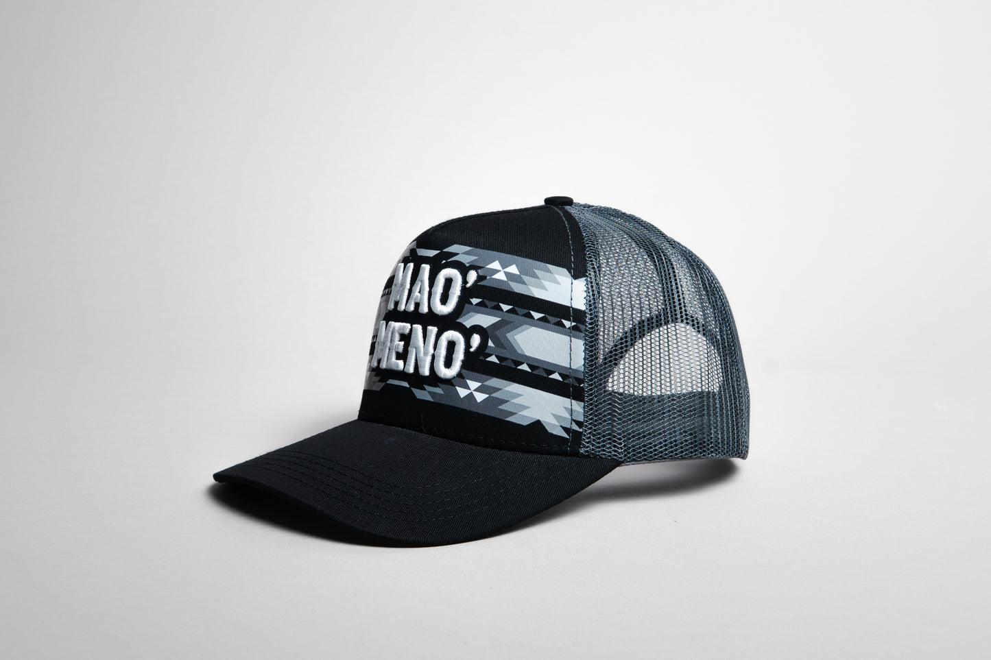 Gorra mao meno tribal negra