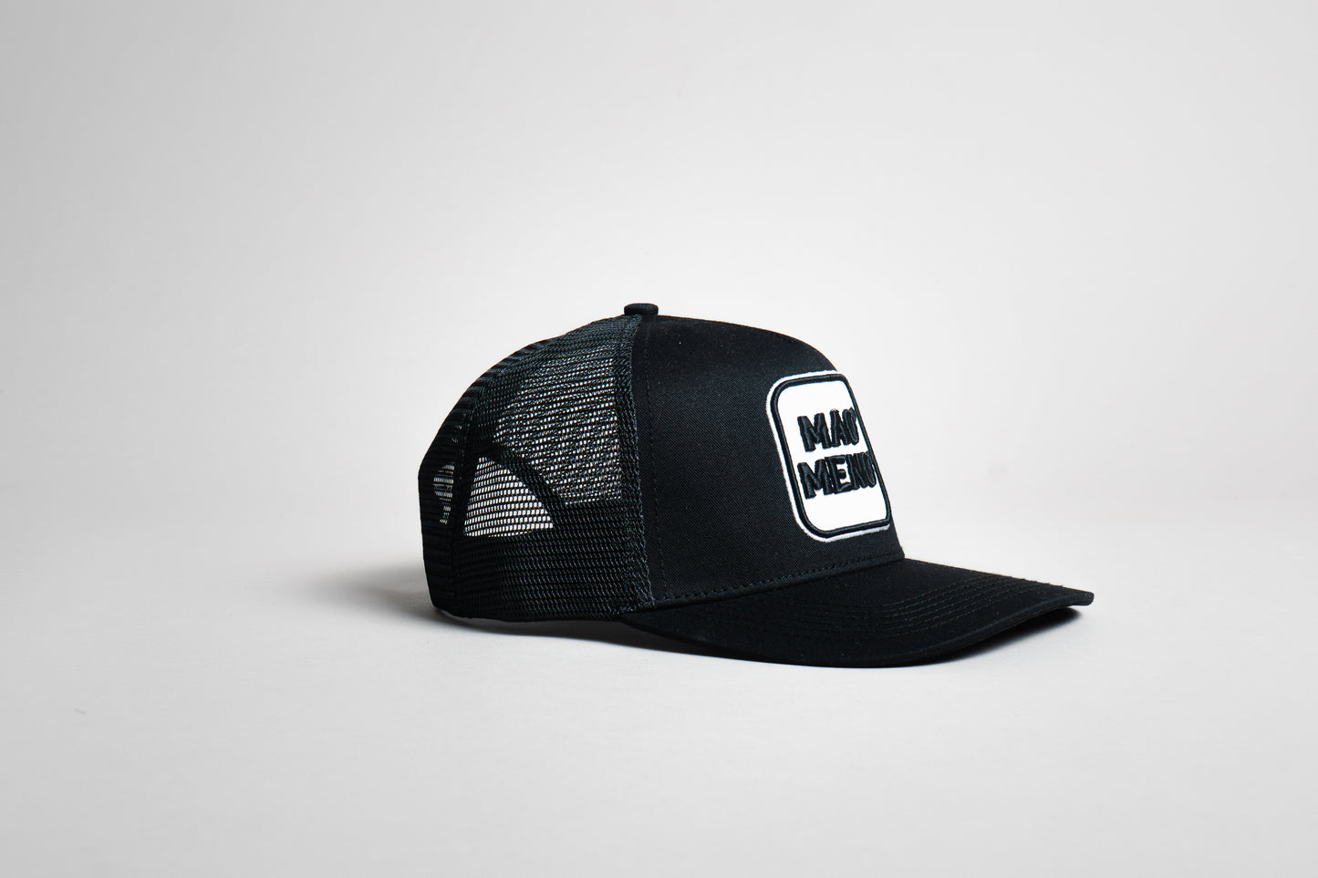 *Gorra Mao' Meno' Cuadro (Negra)