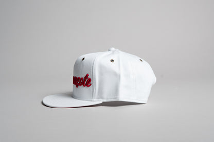 Gorra Chingonsote Cursiva (Blanco/Rojo)