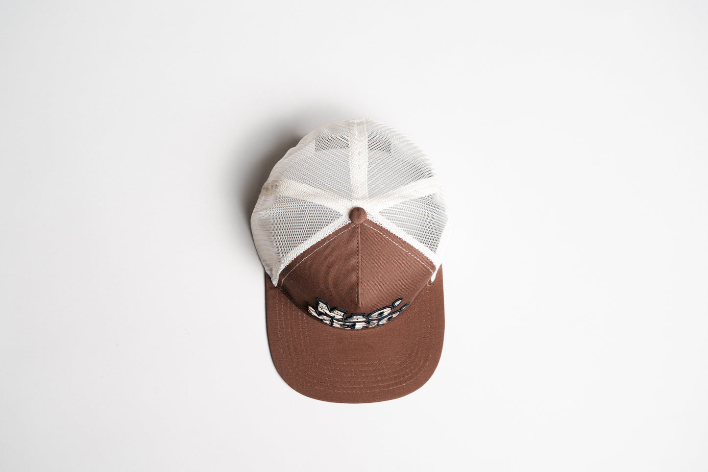 Gorra Mao Meno tribal chocolate