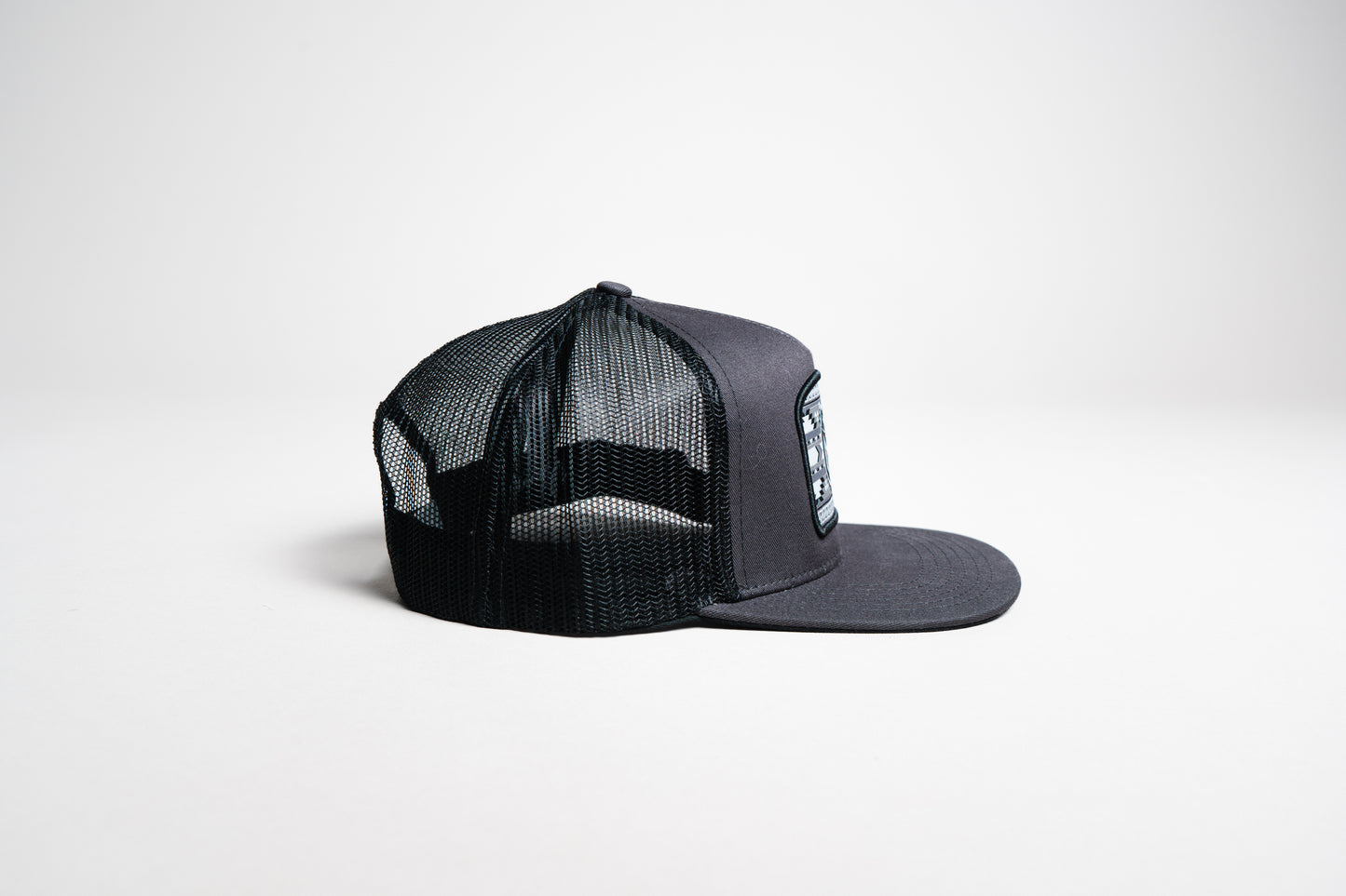 Gorra El Vikingo parche tribal carbon