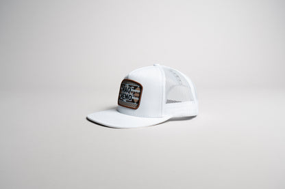 Gorra Mao meno parche tribal blanca