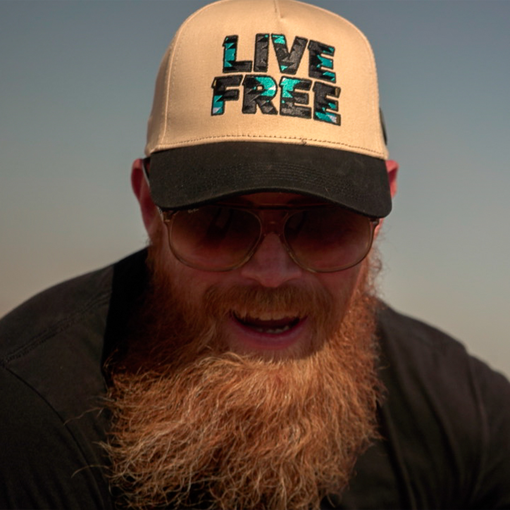 El Vikingo Tribú- LIVE FREE- Snapback